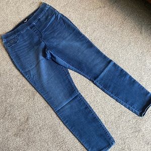 Nine West Pull On Skinny 12